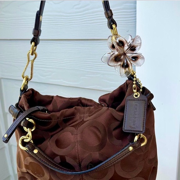 Coach Chocolate Brown Shoulder Bag - Picture 1 of 6